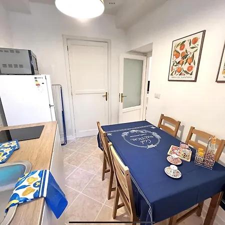 Apartment L Antico Cortile *